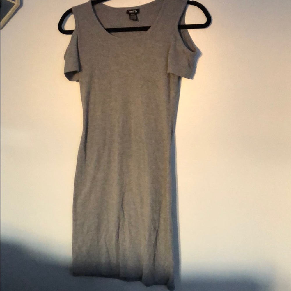 Women’s dress